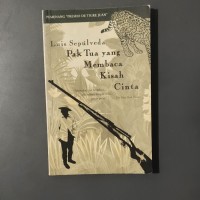 Image of Pak Tua yang Membaca Kisah Cinta